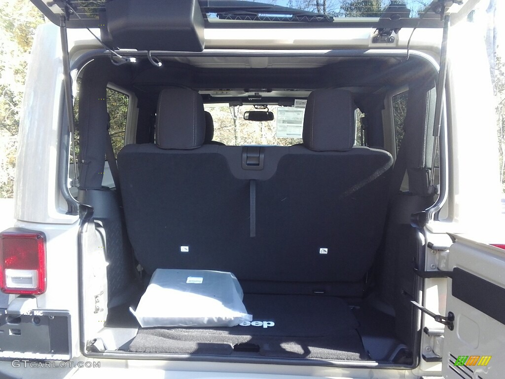 2017 Wrangler Sahara 4x4 - Gobi / Black/Dark Saddle photo #10