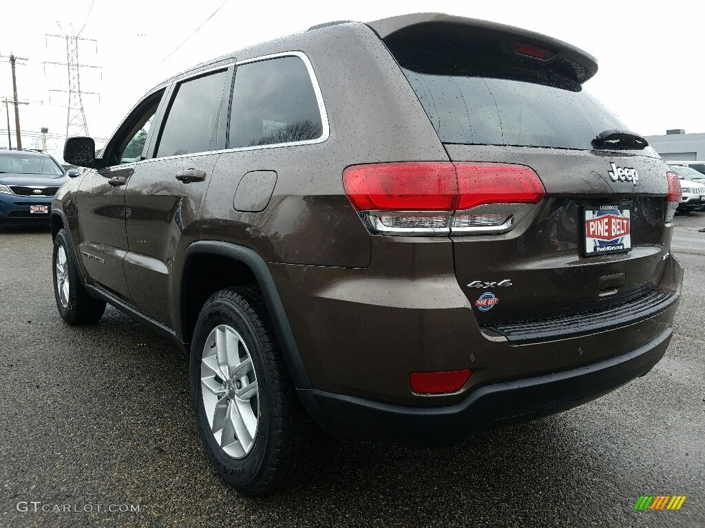 2017 Grand Cherokee Laredo 4x4 - Walnut Brown Metallic / Black/Light Frost Beige photo #4