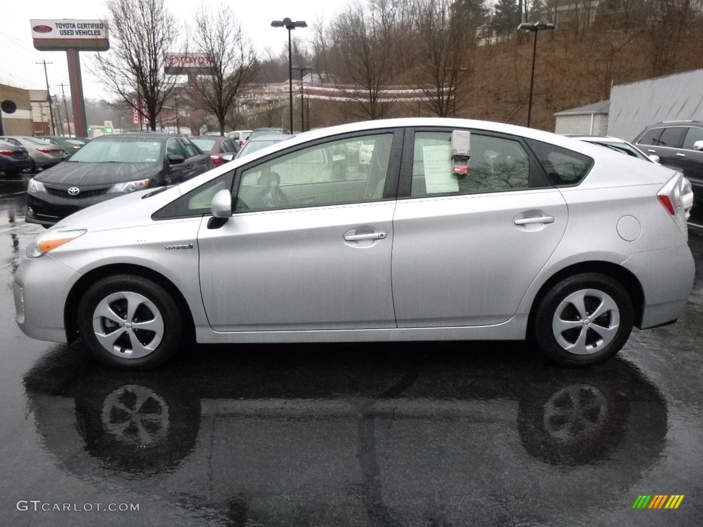 2012 Prius 3rd Gen Three Hybrid - Classic Silver Metallic / Misty Gray photo #4