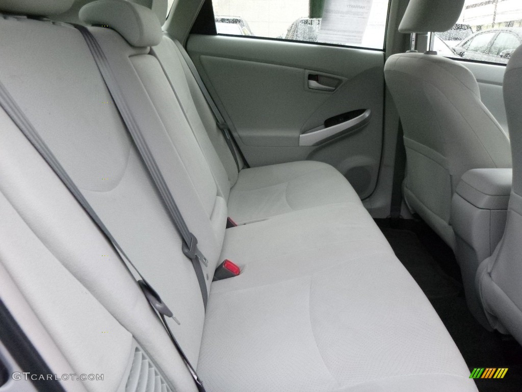 2012 Prius 3rd Gen Three Hybrid - Classic Silver Metallic / Misty Gray photo #13