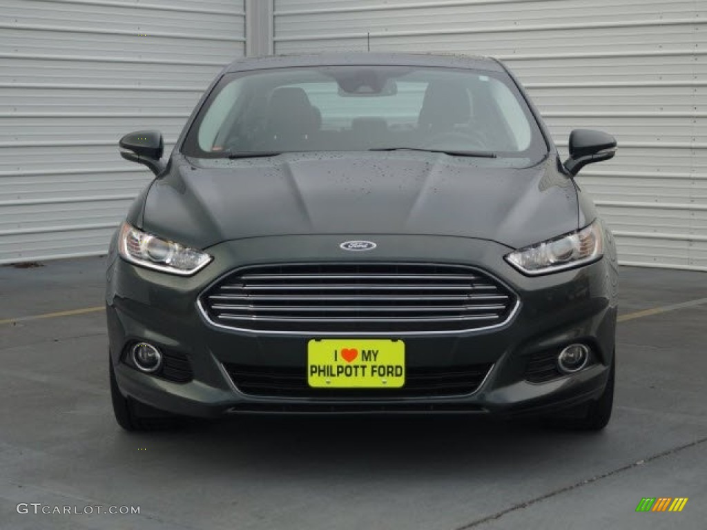 2016 Fusion Titanium - Magnetic Metallic / Charcoal Black photo #2