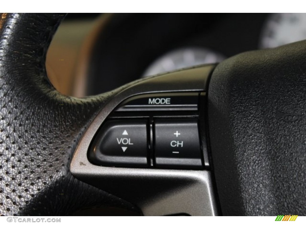 2014 Pilot EX-L - Alabaster Silver Metallic / Gray photo #13