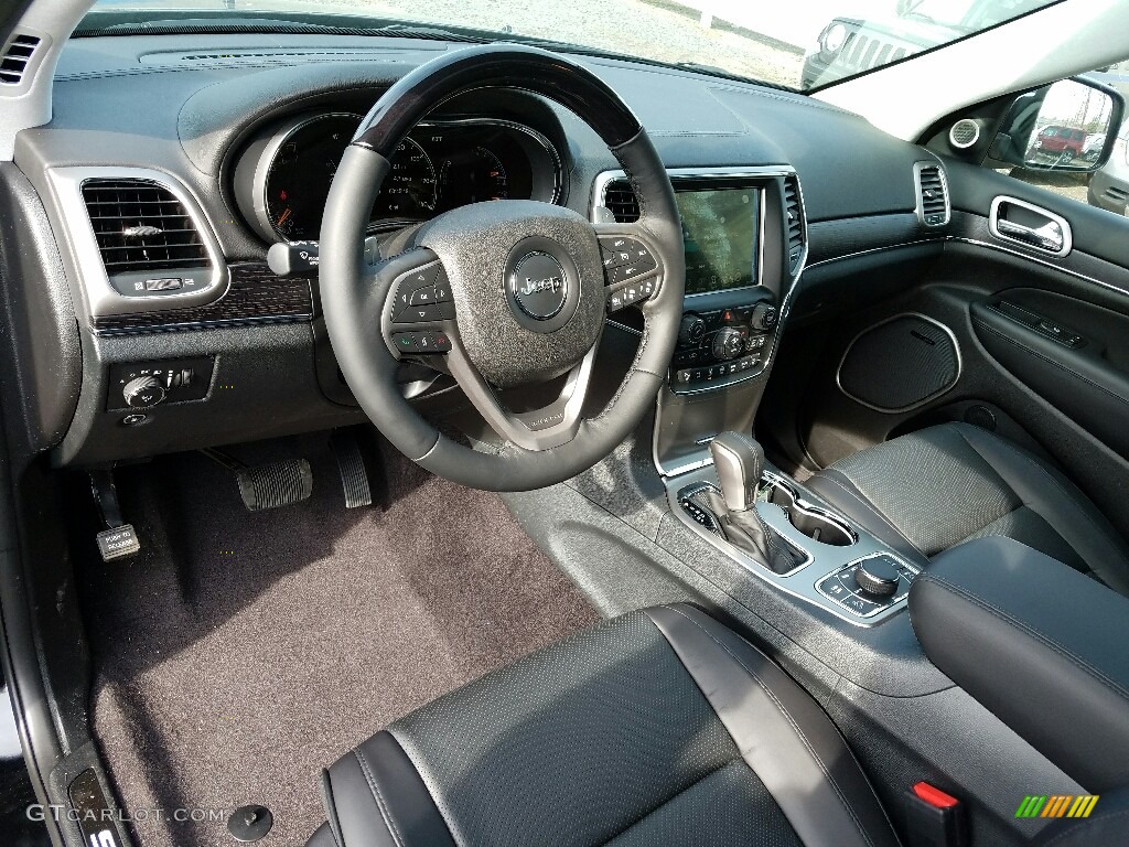 2017 Grand Cherokee Summit 4x4 - Diamond Black Crystal Pearl / Black photo #9