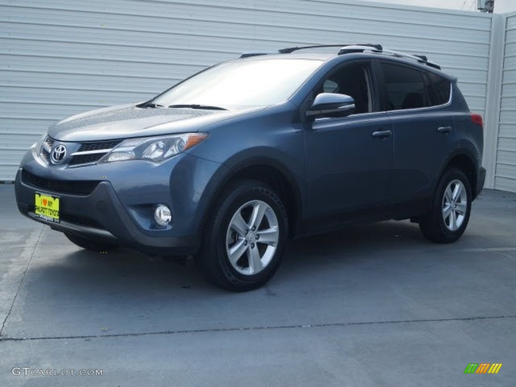 2013 RAV4 XLE - Magnetic Gray Metallic / Black photo #3