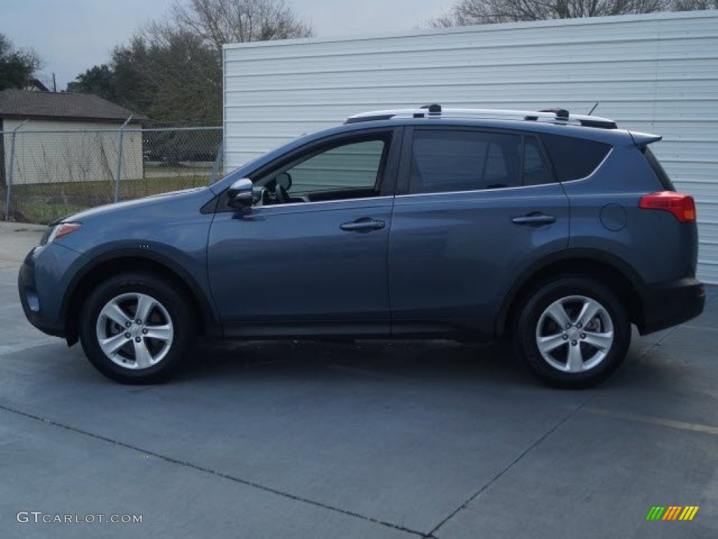 2013 RAV4 XLE - Magnetic Gray Metallic / Black photo #4