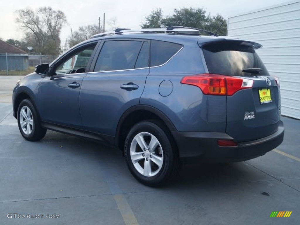 2013 RAV4 XLE - Magnetic Gray Metallic / Black photo #5
