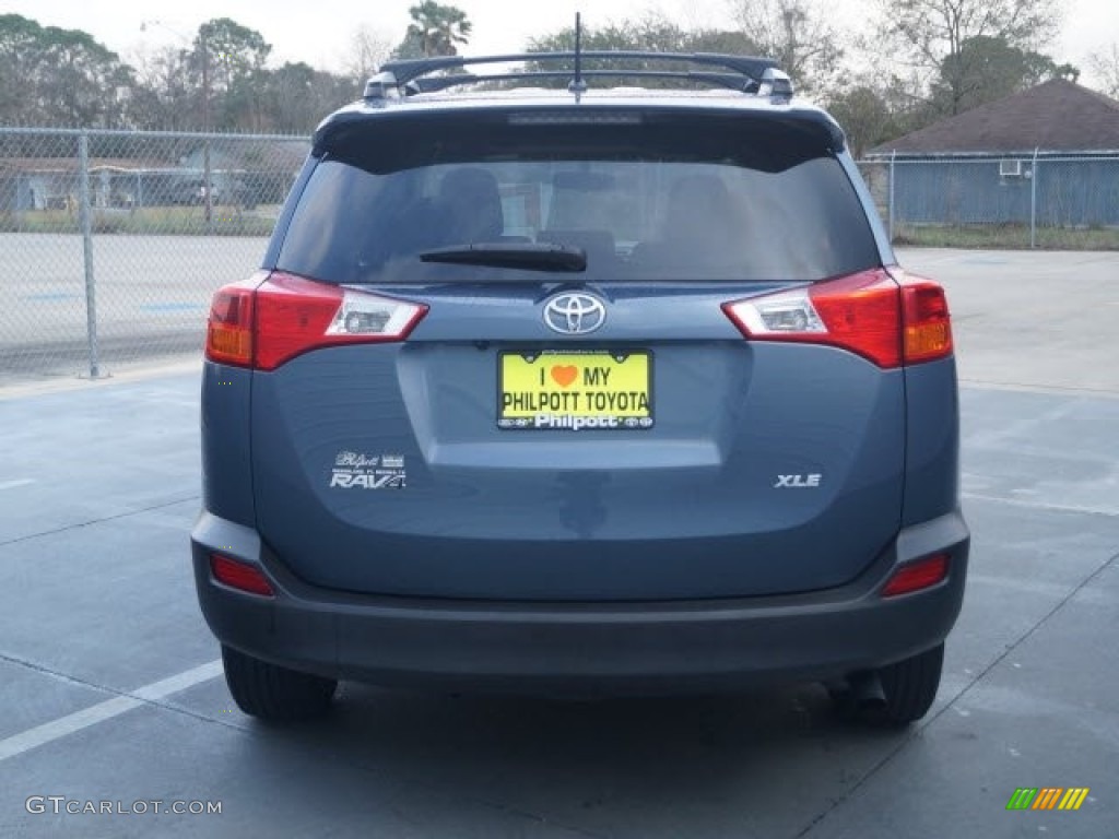 2013 RAV4 XLE - Magnetic Gray Metallic / Black photo #6