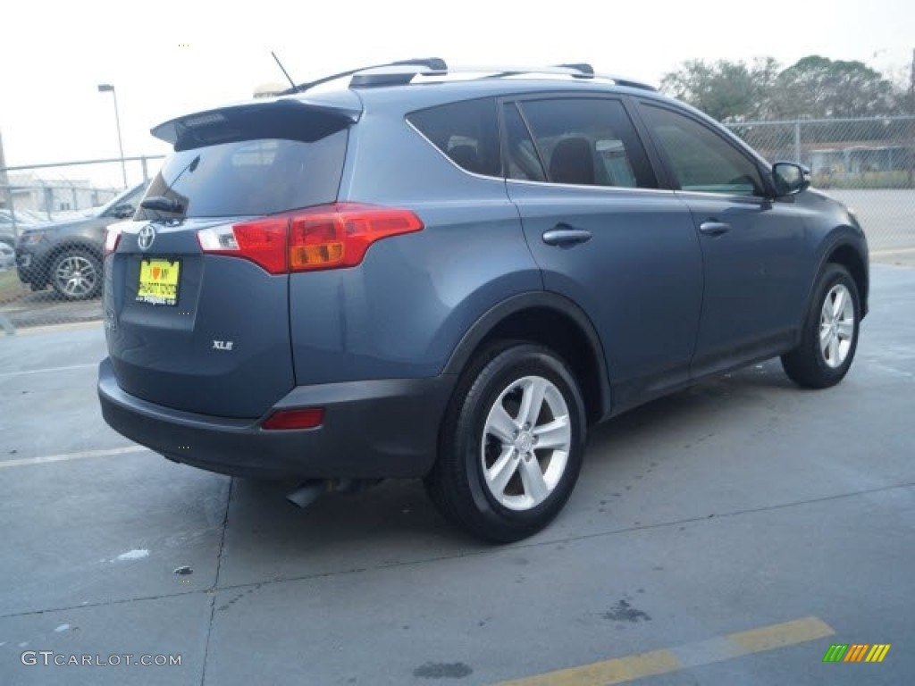 2013 RAV4 XLE - Magnetic Gray Metallic / Black photo #7