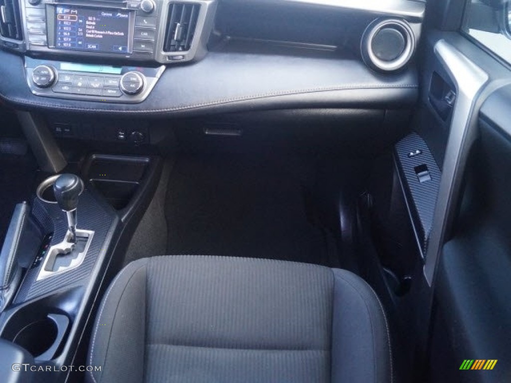 2013 RAV4 XLE - Magnetic Gray Metallic / Black photo #16