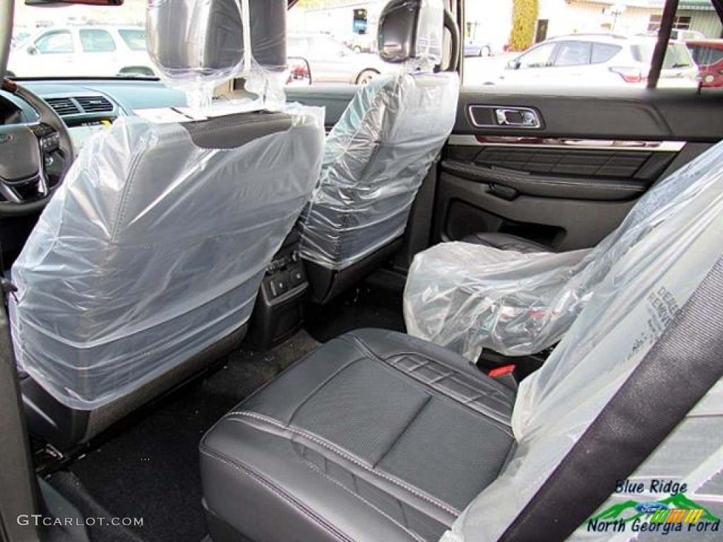 2017 Explorer Platinum 4WD - Shadow Black / Ebony Black photo #32