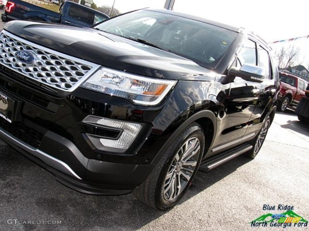 2017 Explorer Platinum 4WD - Shadow Black / Ebony Black photo #34