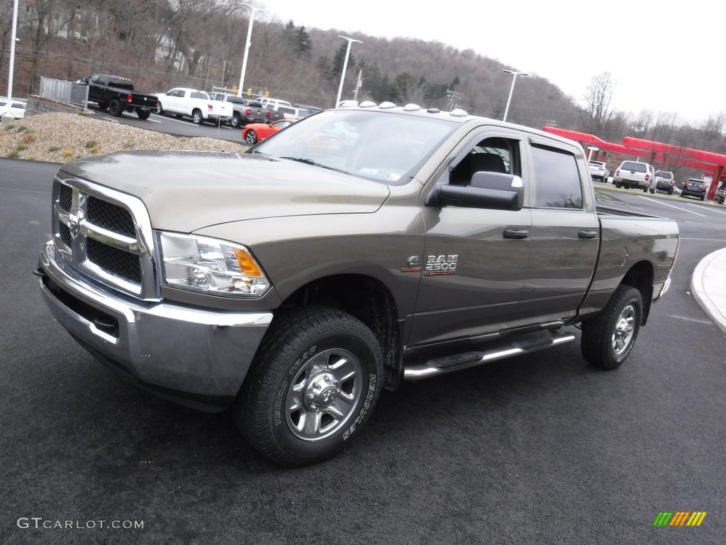 2014 2500 Tradesman Crew Cab 4x4 - Prairie Pearl Coat / Black/Diesel Gray photo #8