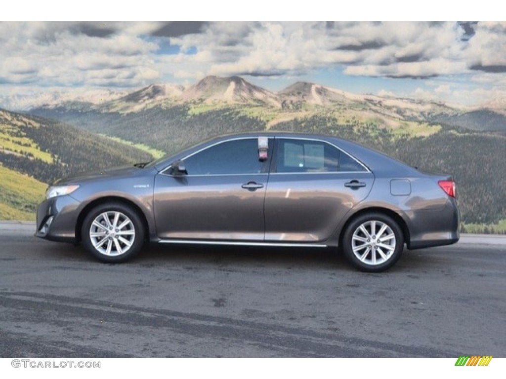 2013 Camry Hybrid XLE - Magnetic Gray Metallic / Light Gray photo #6