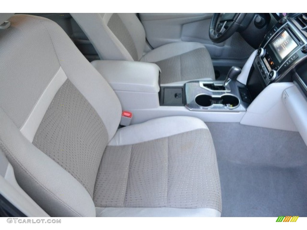 2013 Camry Hybrid XLE - Magnetic Gray Metallic / Light Gray photo #15