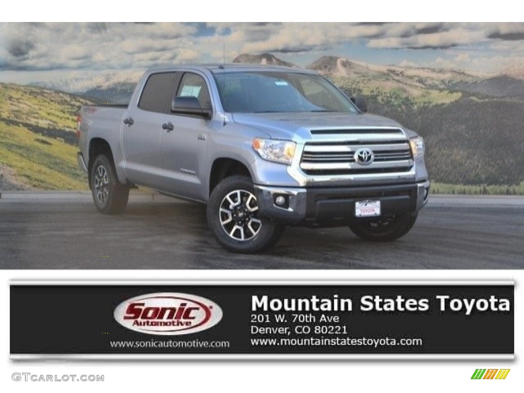 2017 Tundra SR5 CrewMax 4x4 - Silver Sky Metallic / Graphite photo #1