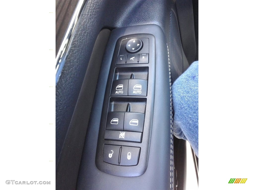 2014 Grand Cherokee Overland 4x4 - Bright White / Overland Vesuvio Indigo Blue/Jeep Brown photo #9