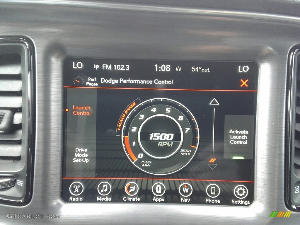 2017 Dodge Challenger R/T Scat Pack Controls Photo #118587370