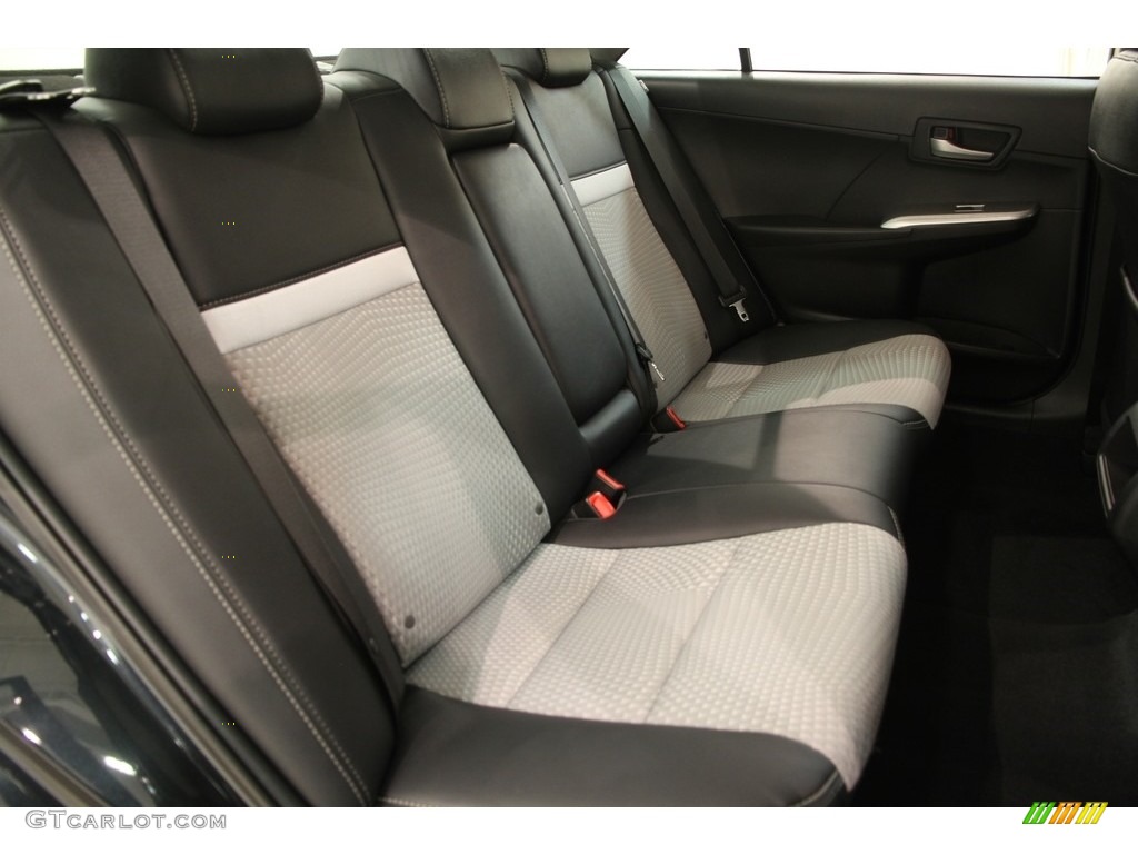 2014 Camry SE - Cosmic Gray Metallic / Black/Ash photo #14