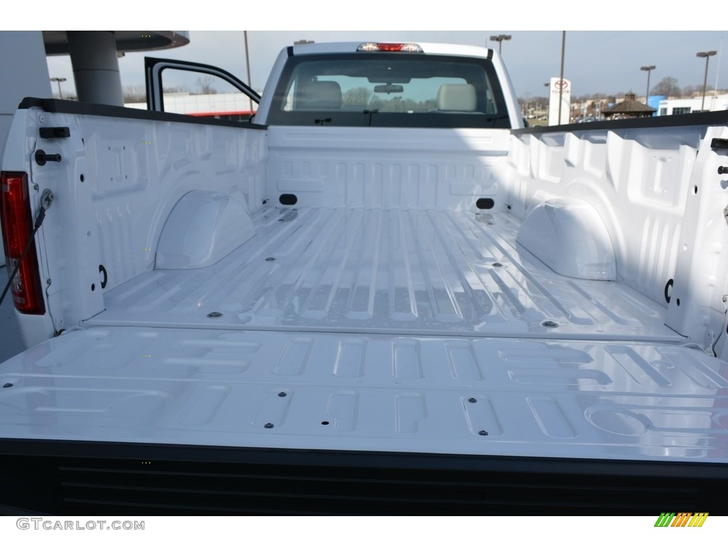 2017 F150 XL Regular Cab - Oxford White / Earth Gray photo #6