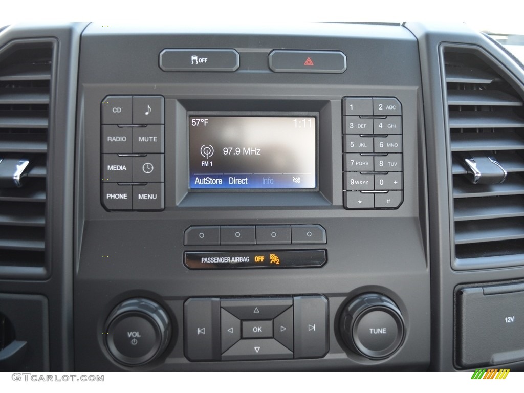 2017 F150 XL Regular Cab - Oxford White / Earth Gray photo #10