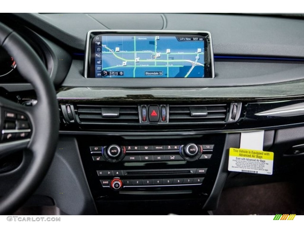2017 BMW X5 xDrive40e iPerformance Controls Photo #118610930
