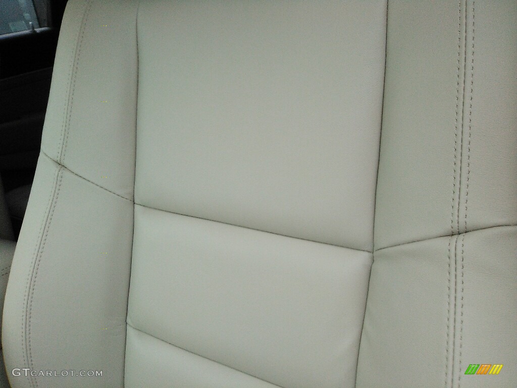 2017 Grand Cherokee Limited 4x4 - Diamond Black Crystal Pearl / Black/Light Frost Beige photo #5