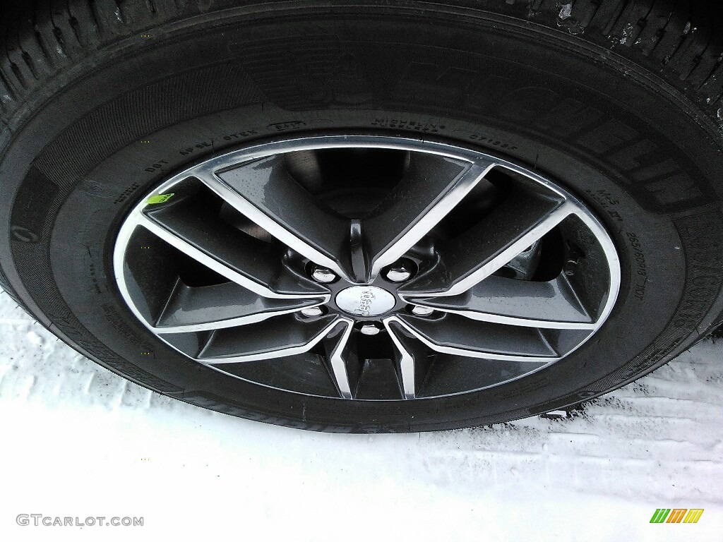 2017 Grand Cherokee Limited 4x4 - Diamond Black Crystal Pearl / Black/Light Frost Beige photo #14