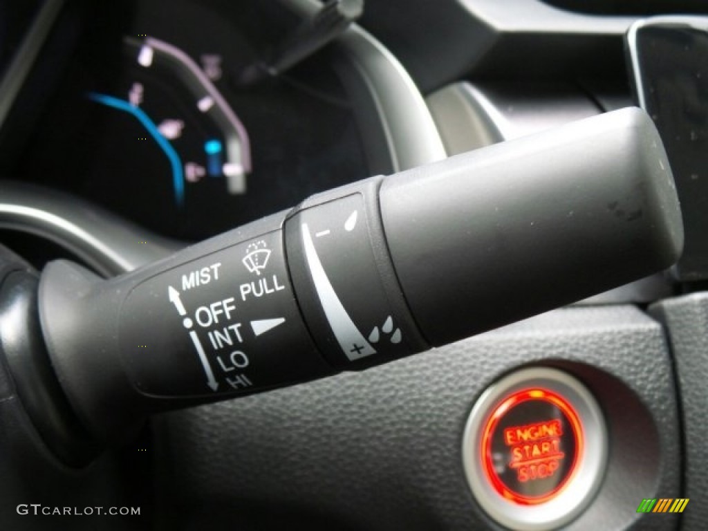 2017 Honda Civic EX-L Sedan Controls Photo #118625552