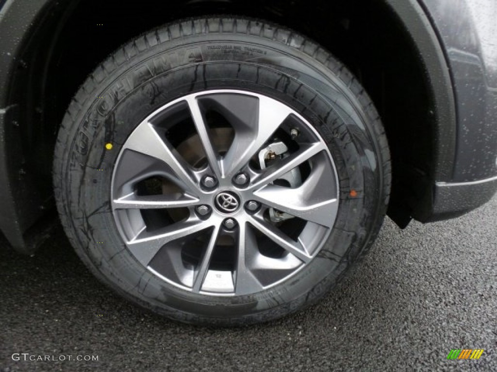 2017 Toyota RAV4 XLE AWD Hybrid Wheel Photo #118626110