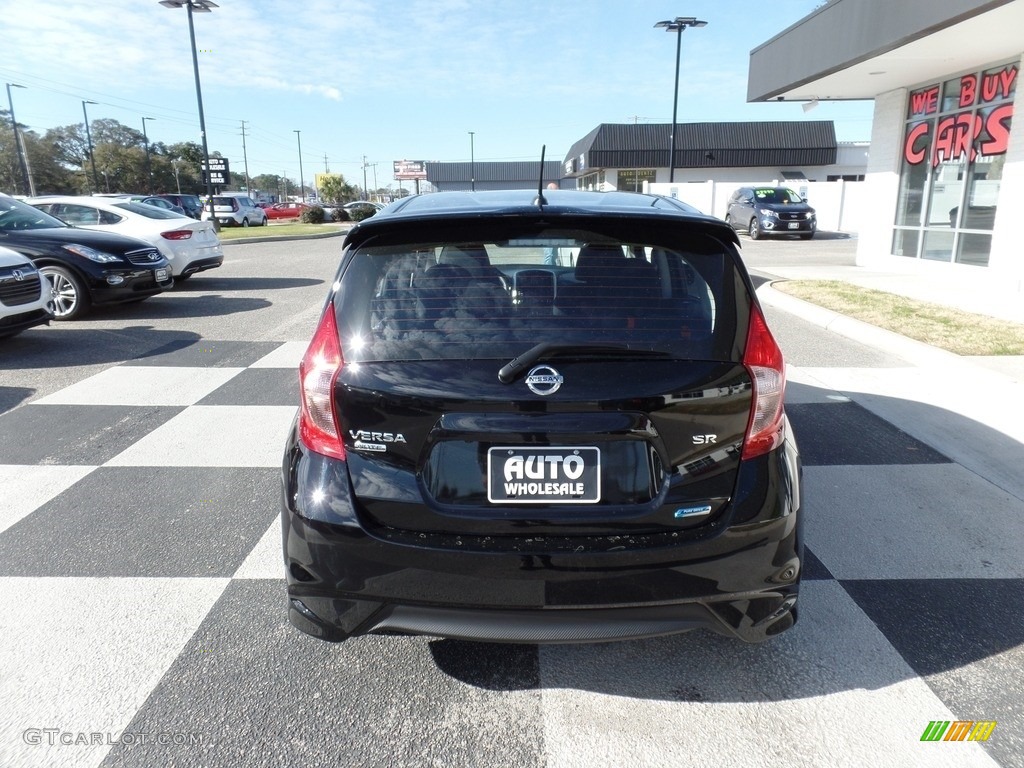 2016 Versa Note SR - Super Black / Charcoal photo #4