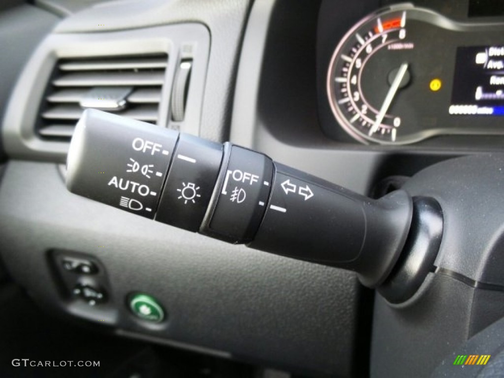 2017 Honda Ridgeline RTL-T AWD Controls Photo #118631408