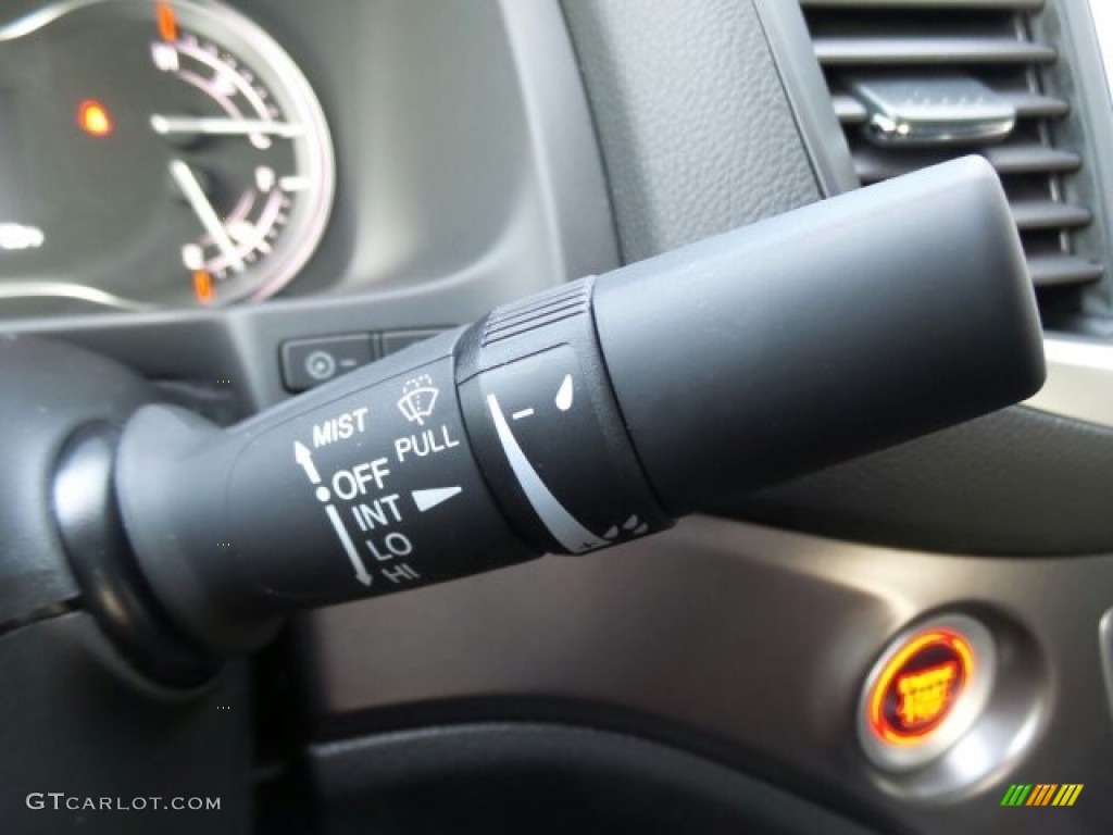 2017 Honda Ridgeline RTL-T AWD Controls Photo #118631444