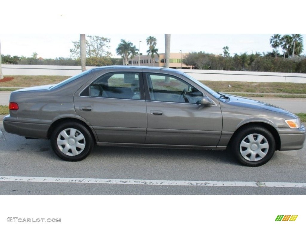 2001 Camry CE - Antique Sage Pearl / Sage photo #6