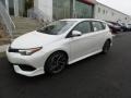Blizzard White Pearl - Corolla iM  Photo No. 5