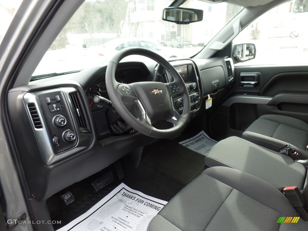 2017 Chevrolet Silverado 1500 LT Crew Cab 4x4 Front Seat Photo #118638683