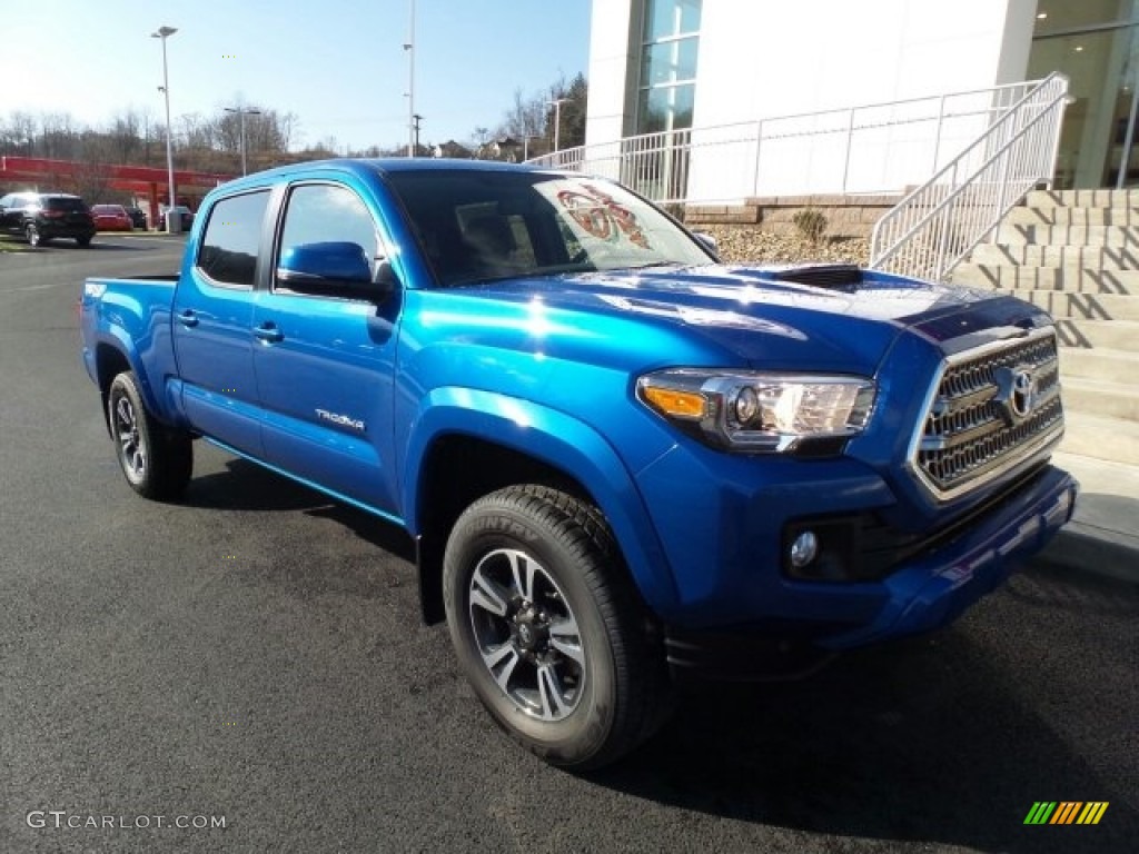 Blazing Blue Pearl 2017 Toyota Tacoma TRD Sport Double Cab 4x4 Exterior Photo #118642622