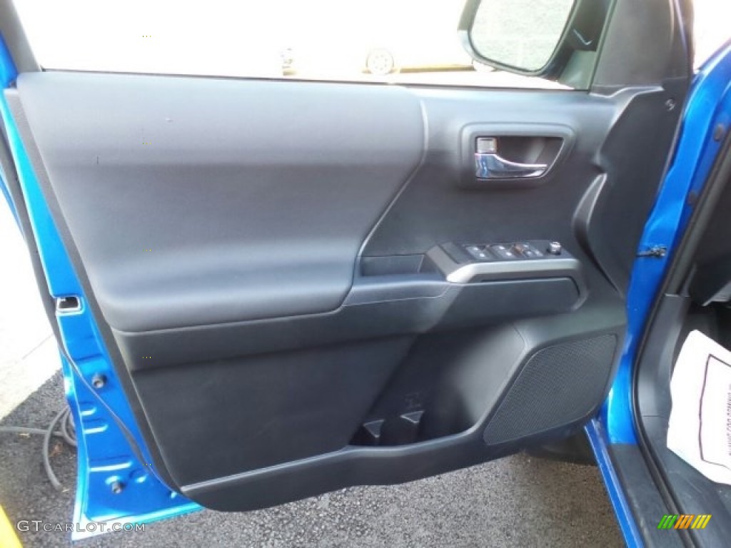 2017 Toyota Tacoma TRD Sport Double Cab 4x4 Black Door Panel Photo #118642892