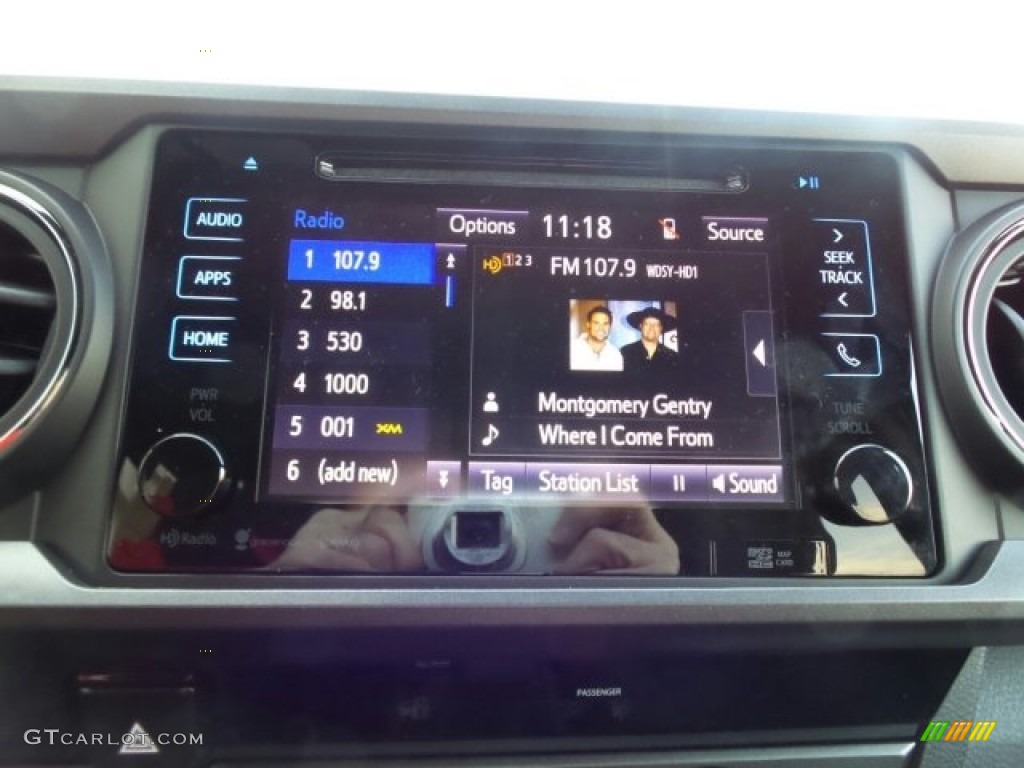 2017 Toyota Tacoma TRD Sport Double Cab 4x4 Audio System Photos