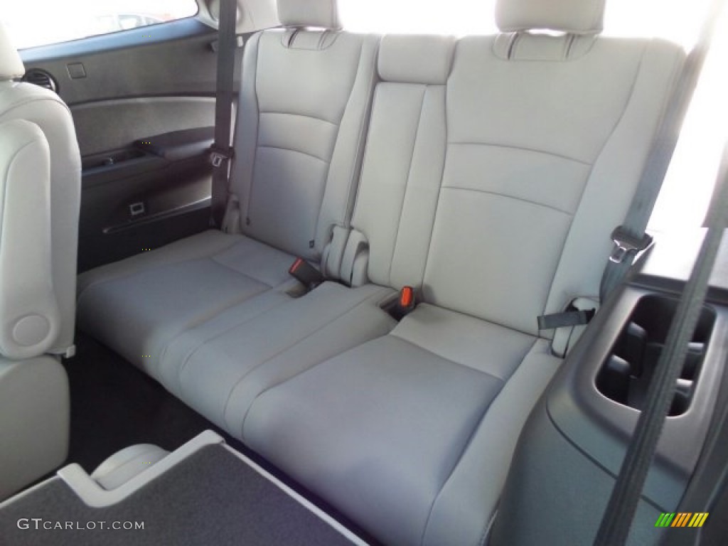 2017 Honda Pilot Elite AWD Rear Seat Photo #118645247