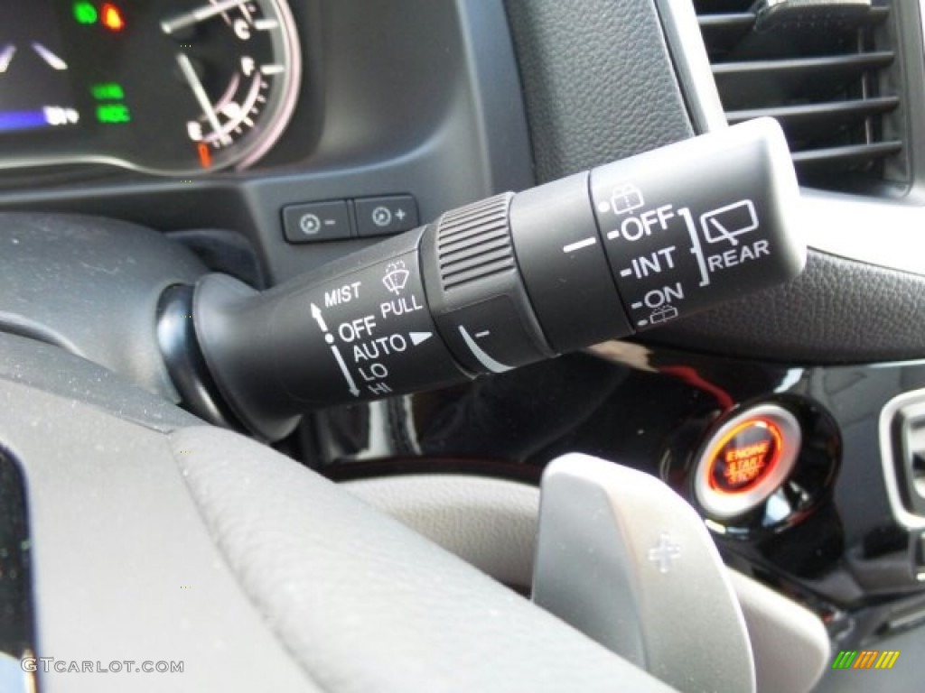 2017 Honda Pilot Elite AWD Controls Photo #118645520