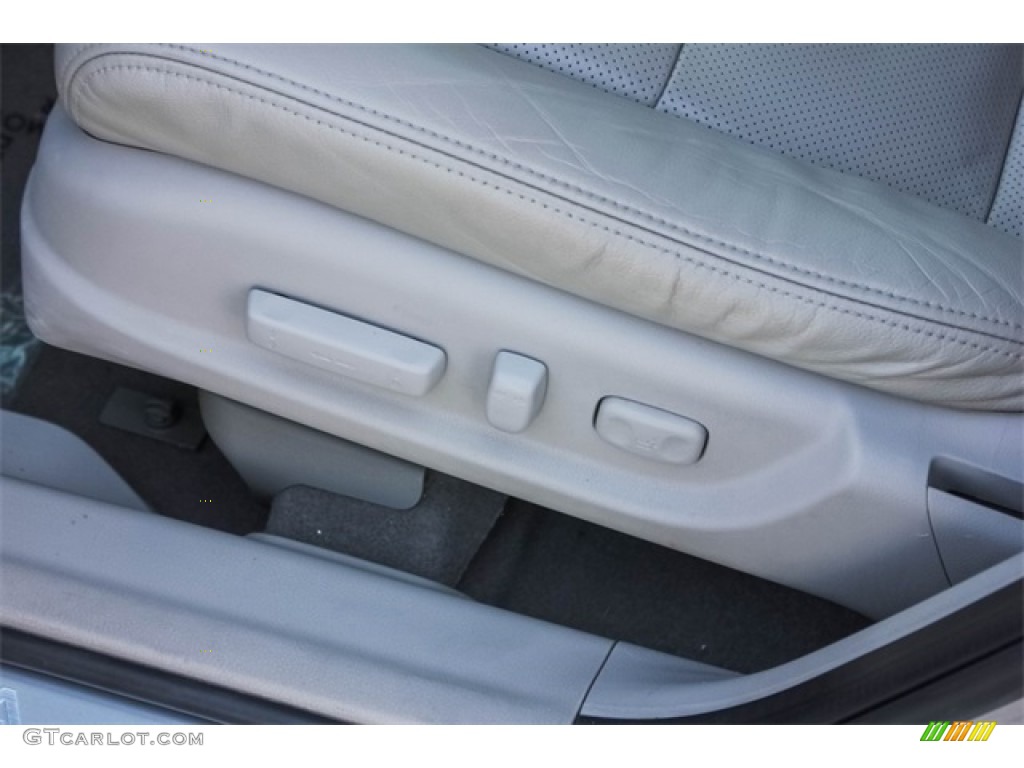 2010 RDX SH-AWD - Palladium Silver Metallic / Taupe photo #18