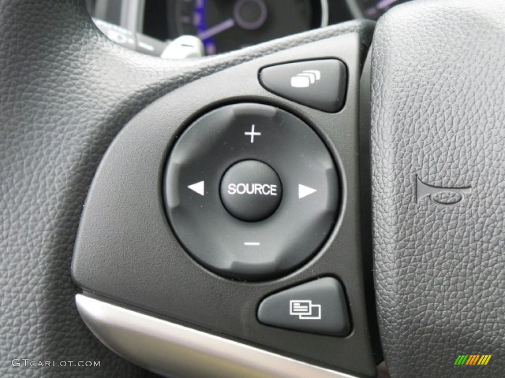 2017 Honda Fit EX Controls Photo #118647983