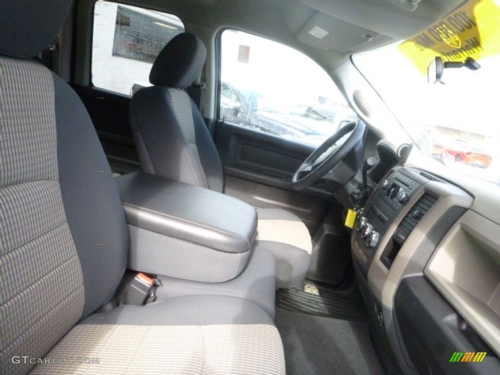 2012 Ram 1500 ST Quad Cab 4x4 - Black / Dark Slate Gray/Medium Graystone photo #8