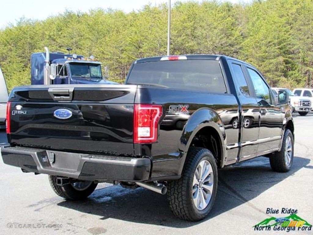 2017 F150 XL SuperCab 4x4 - Shadow Black / Earth Gray photo #5