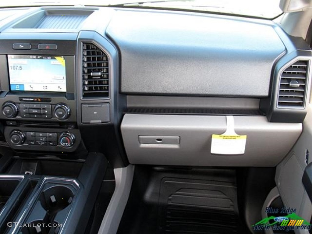 2017 F150 XL SuperCab 4x4 - Shadow Black / Earth Gray photo #17