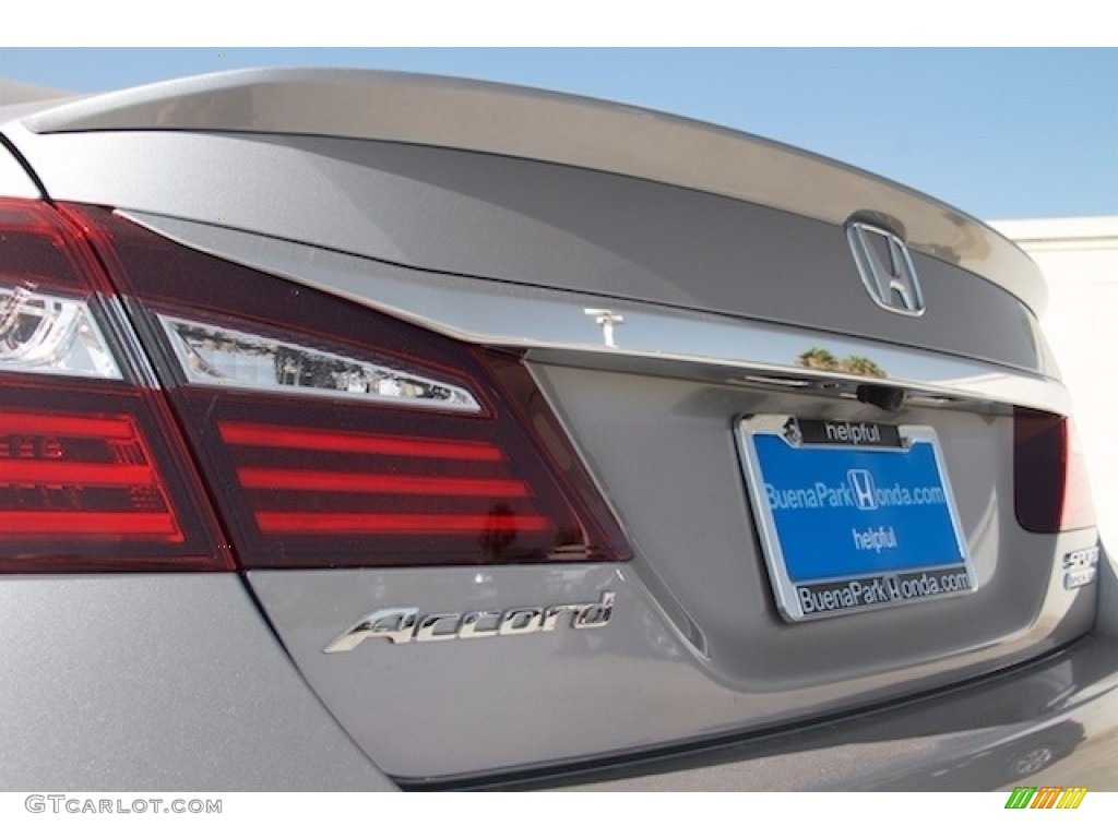 2017 Accord Sport Special Edition Sedan - Lunar Silver Metallic / Black photo #3