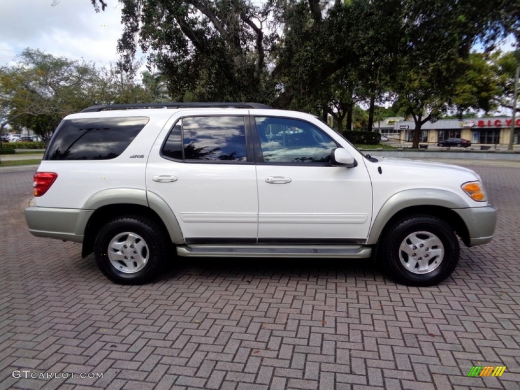 2004 Sequoia SR5 - Natural White / Charcoal photo #11
