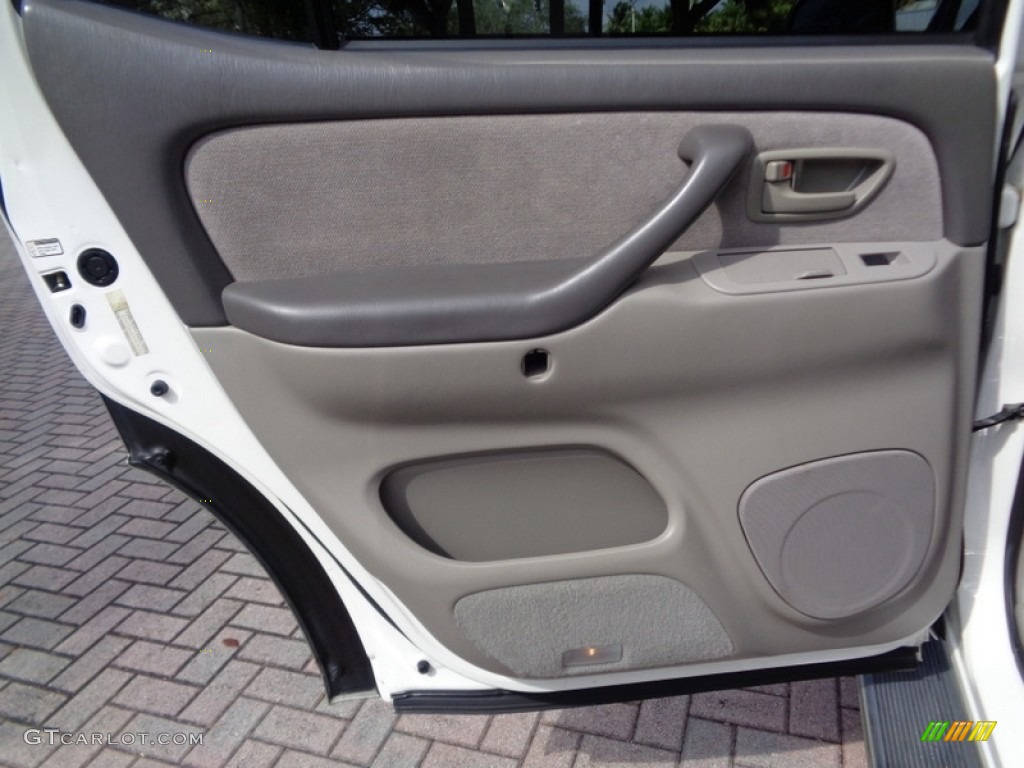 2004 Sequoia SR5 - Natural White / Charcoal photo #74