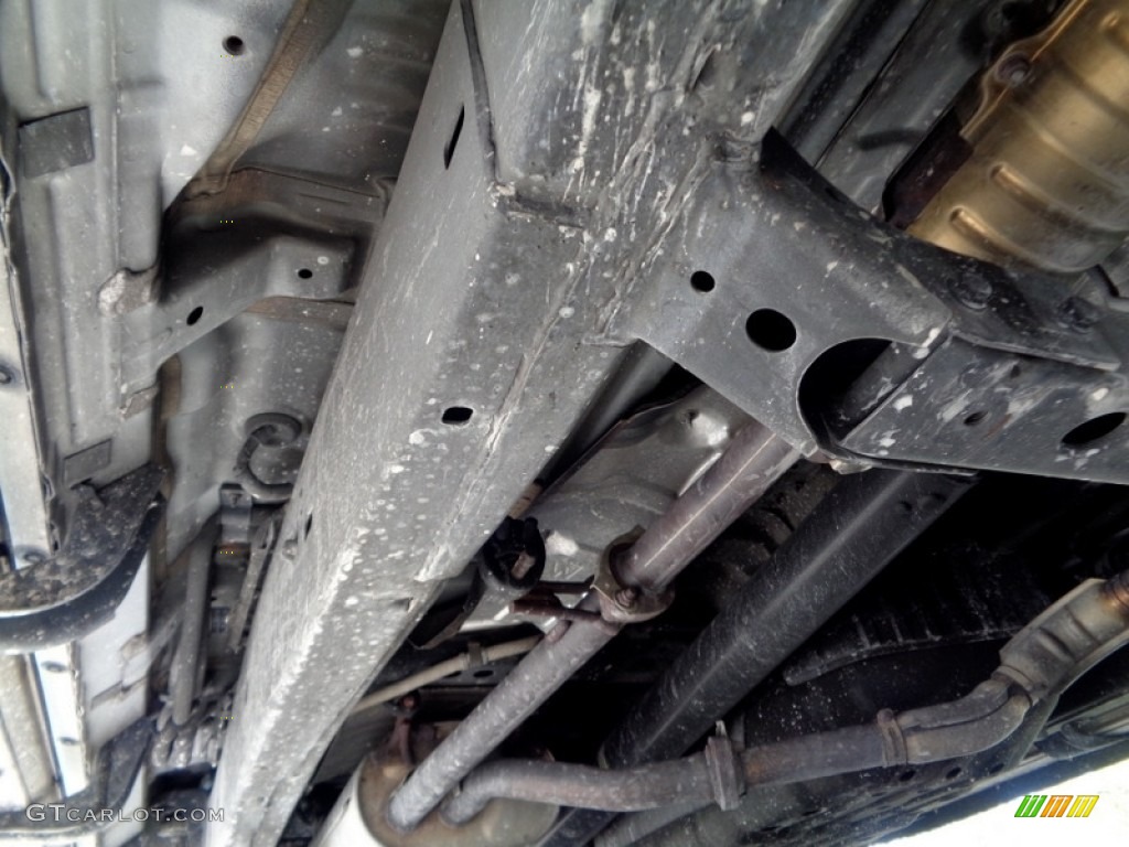 2004 Toyota Sequoia SR5 Undercarriage Photo #118665426