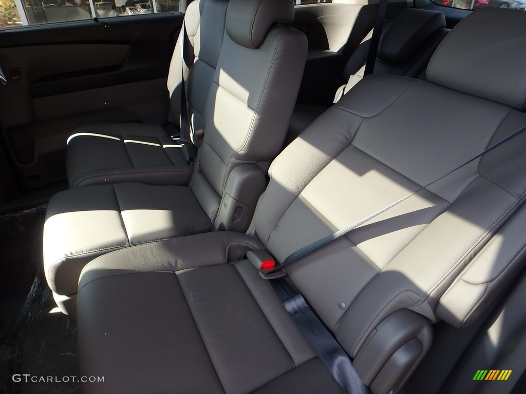 2017 Honda Odyssey EX-L Rear Seat Photo #118668501